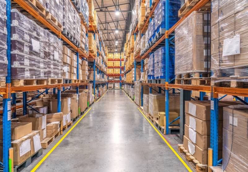 Equipement de stockage occasion Nantes - rayonnage industriel pas cher