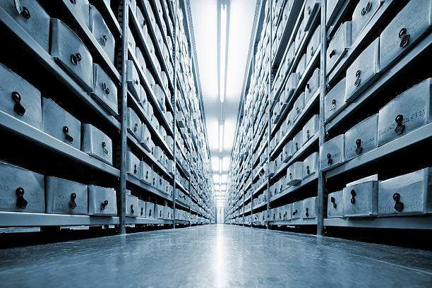 Solutions de rayonnage pour archives à Bordeaux - Expédition en 48h dans toute la Gironde
